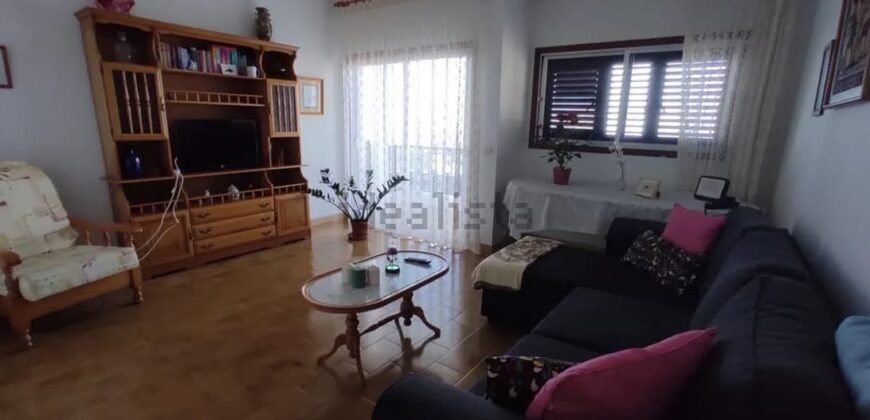 Piso en venta en Calle Malnombre