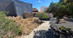 Terreno en venta en Calle Trepadora