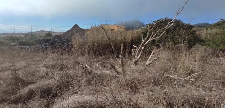 Terreno en venta en Calle Jarera Bajo