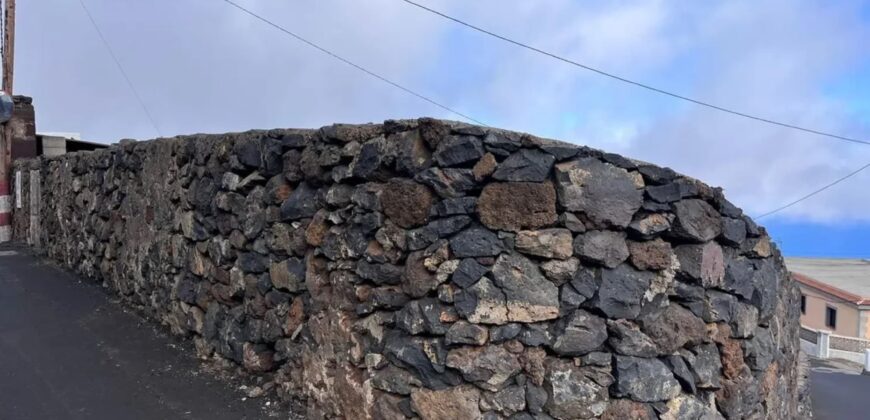Terreno en venta en Calle la Carrera