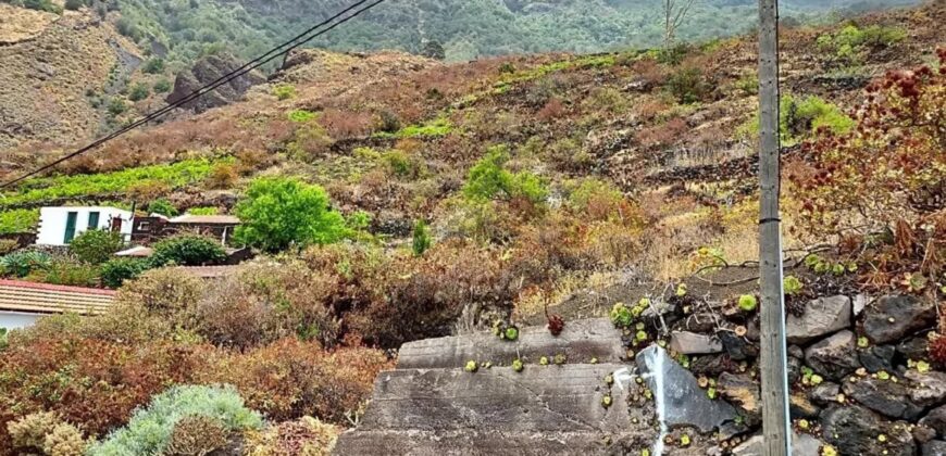 Terreno en venta en Calle la Carrera