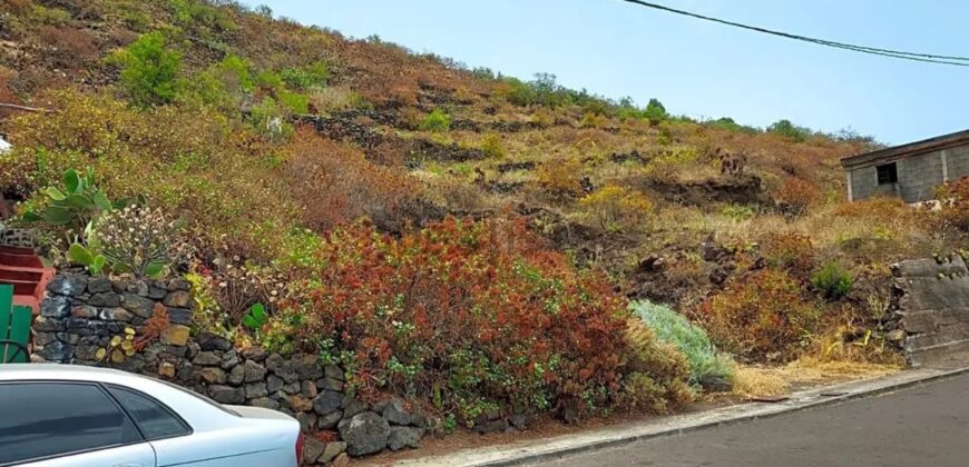 Terreno en venta en Calle la Carrera